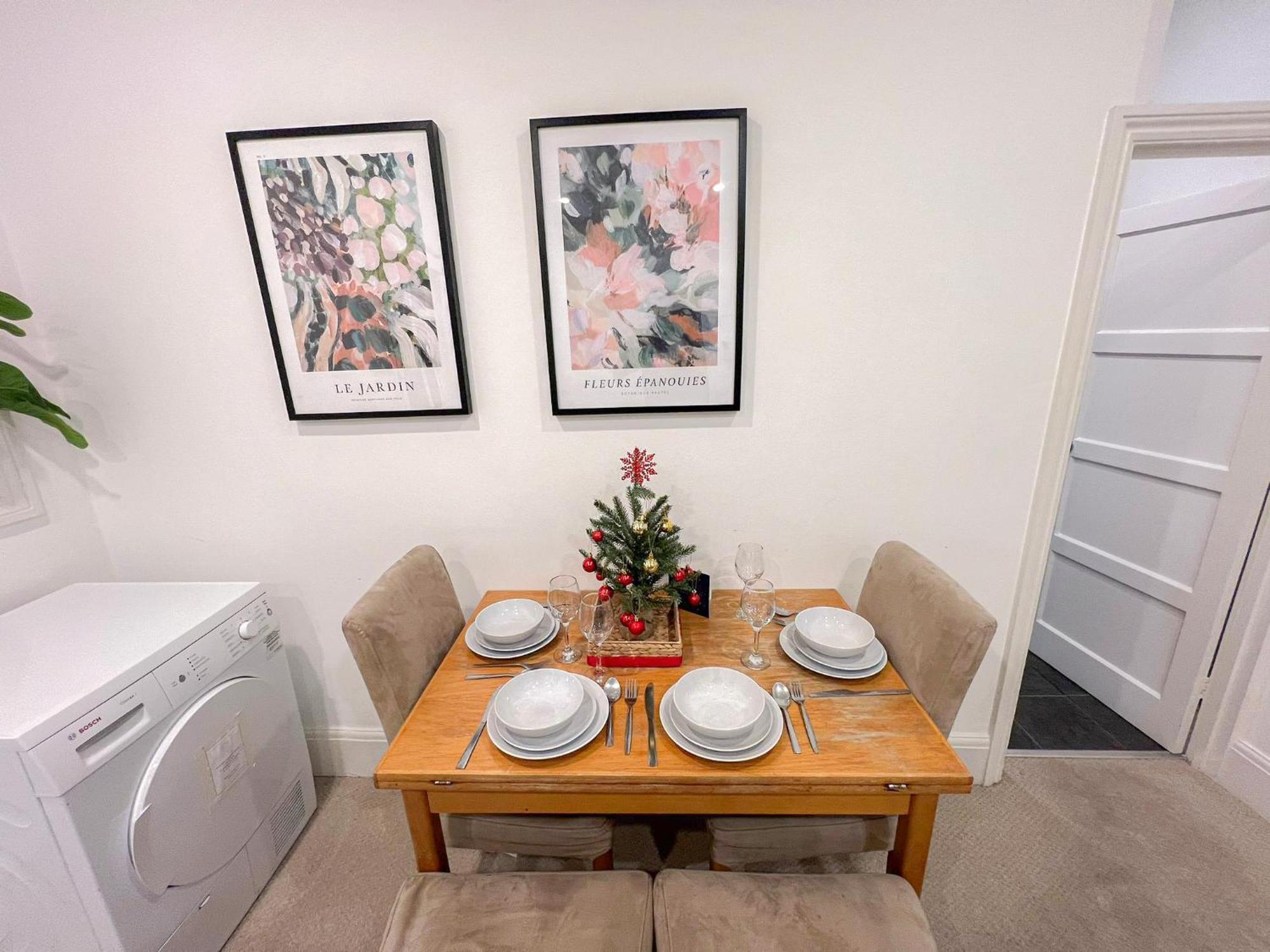 Lovely 3 Bedroom Maisonette With Private Roof Terrace In Hammersmith London Eksteriør billede